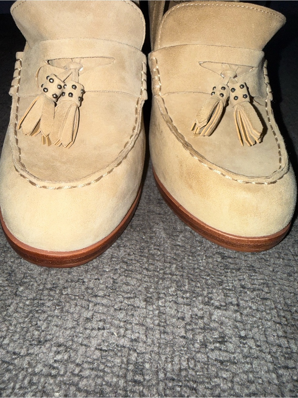 Vince Camuto Cefinlyn Suede Tassel Loafer Pumps Beige Size 11M Block Heel - Picture 15 of 16